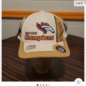 1999 Denver Broncos NFL Super Bowl XXXIII 33 Champions Logo Athletics Cap Hat
